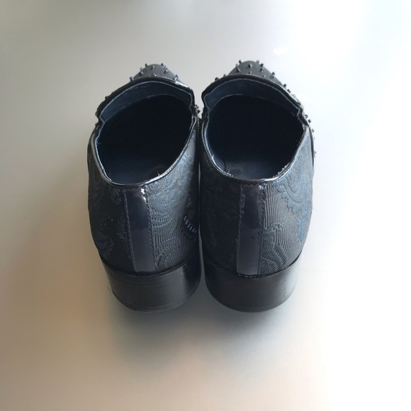 Donald J Pliner Galia Loafers - Picture 3 of 4